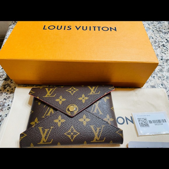 LV Monogram kirigami pouch - small size - Picture 3 of 7